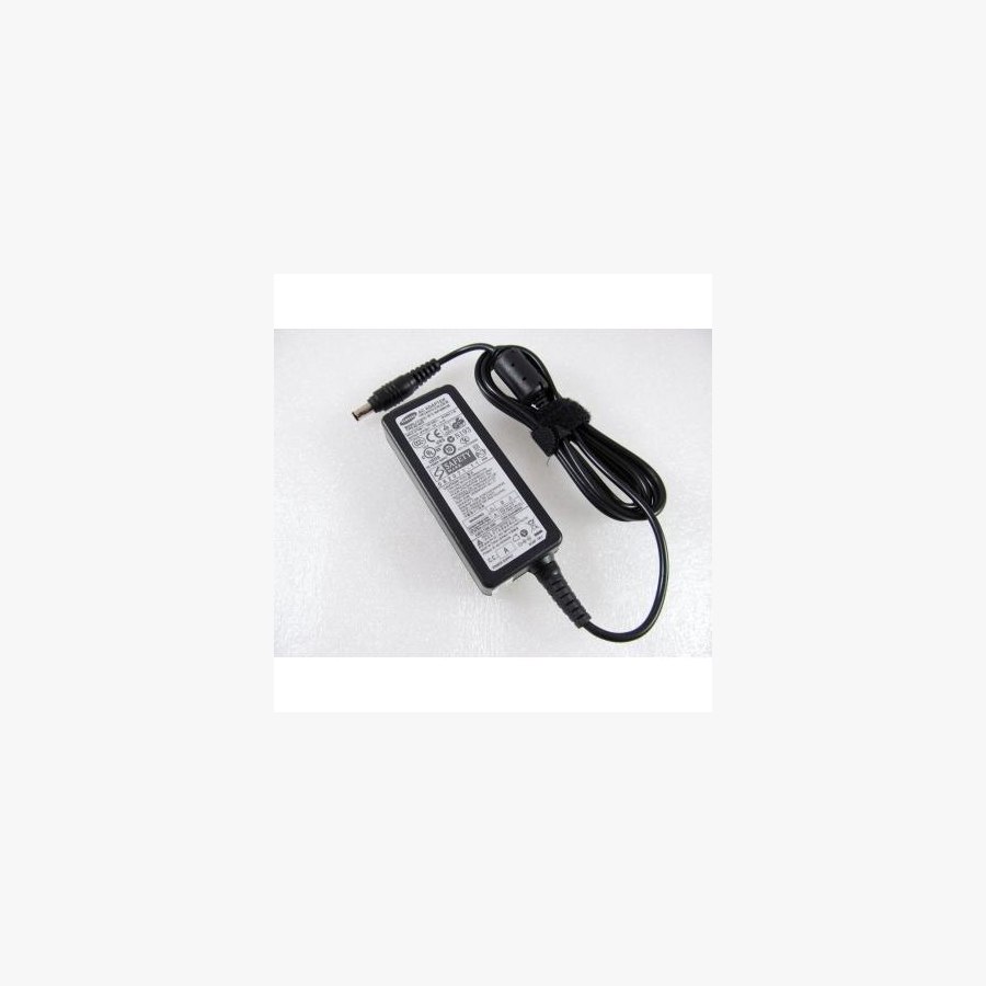 Блок живлення до ноутбуку 40W, 19V, 2.1A, разъем 5.5/3.0 Samsung (AD-4019)