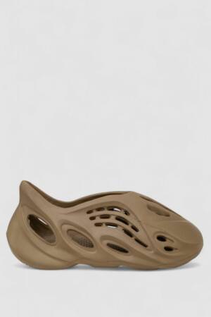 Крокси чоловічі із закритим задником, колір темно-коричневий, 248RCX303